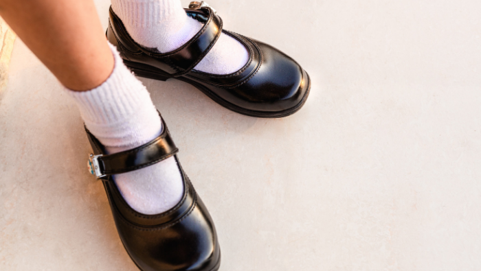 Choosing the right school shoes for your child - West Berkshire Foot Clinic